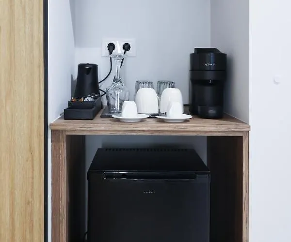 Uphill Unique Boutique 5* Skiathos by