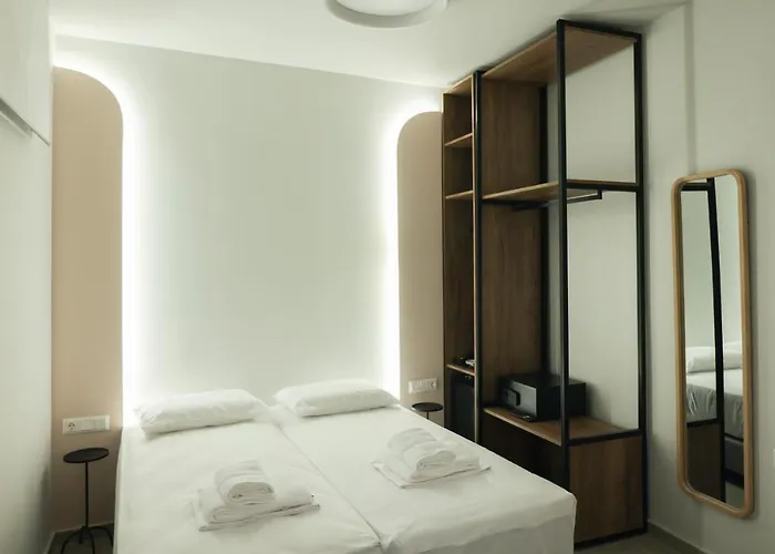 Hotel Uphill Unique Boutique