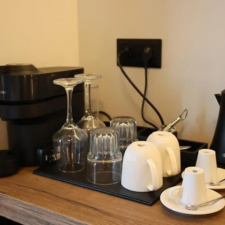 Uphill Unique Boutique Skiathos