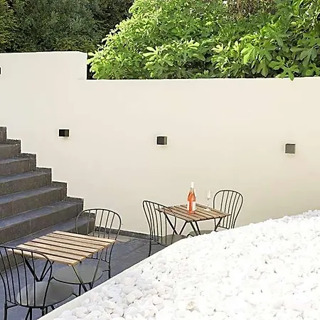 Ξενοδοχείο Uphill Unique Boutique 5*