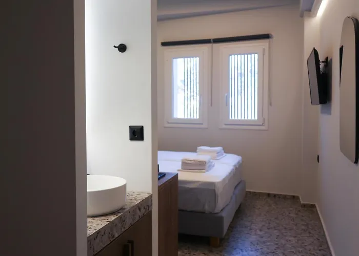 Hotel Uphill Unique Boutique