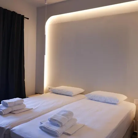 Hotel Uphill Unique Boutique 5*