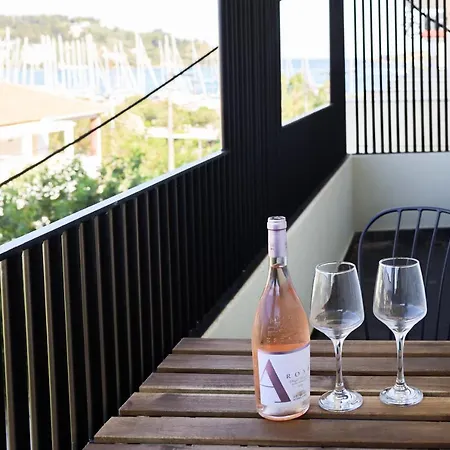 Uphill Unique Boutique Skiathos Town