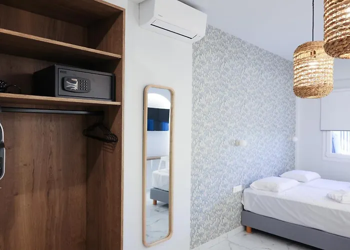 Hotel Uphill Unique Boutique 5*