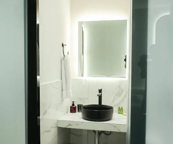 Uphill Unique Boutique Hotel Skiathos Town