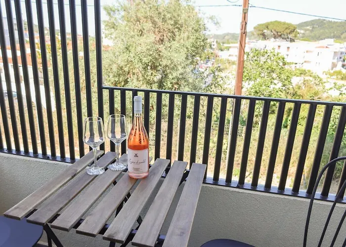 Hotel Uphill Unique Boutique Skiathos Town