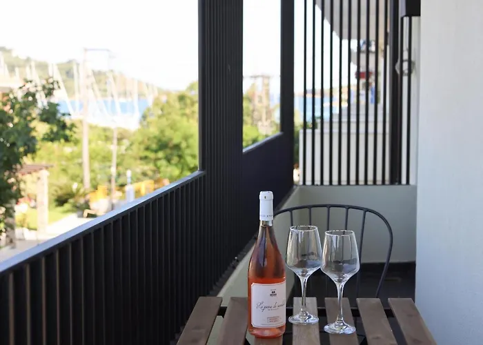 Uphill Unique Boutique 酒店 5*