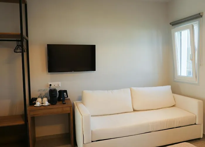 Uphill Unique Boutique 5* Skiathos Town