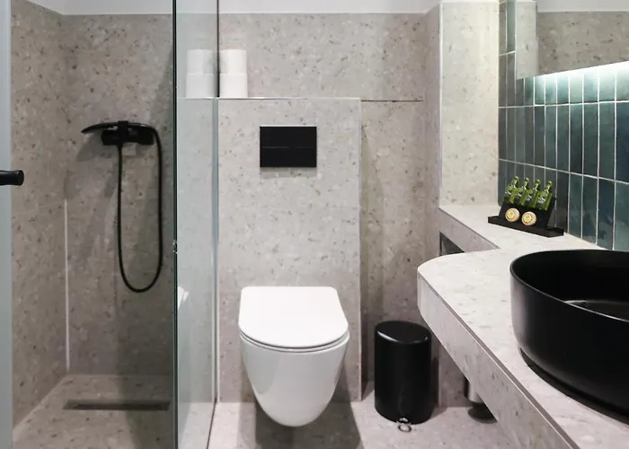 Uphill Unique Boutique Skiathos Town