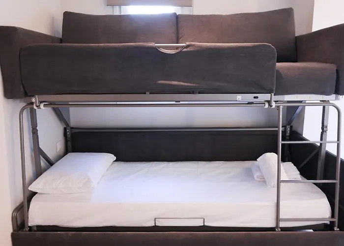 Uphill Unique Boutique Skiathos Town