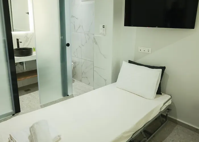 Hotel Uphill Unique Boutique Skiathos Town